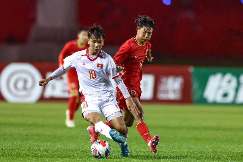 里程碑，浙江队外援奥乌苏已在中国顶级联赛出场100次